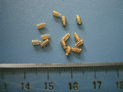 金色小压簧